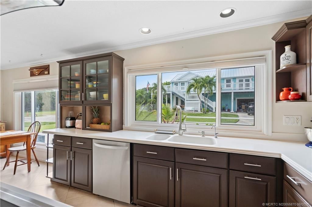 5188 NE Shore Village Terrace, Stuart, FL 34996 Photo