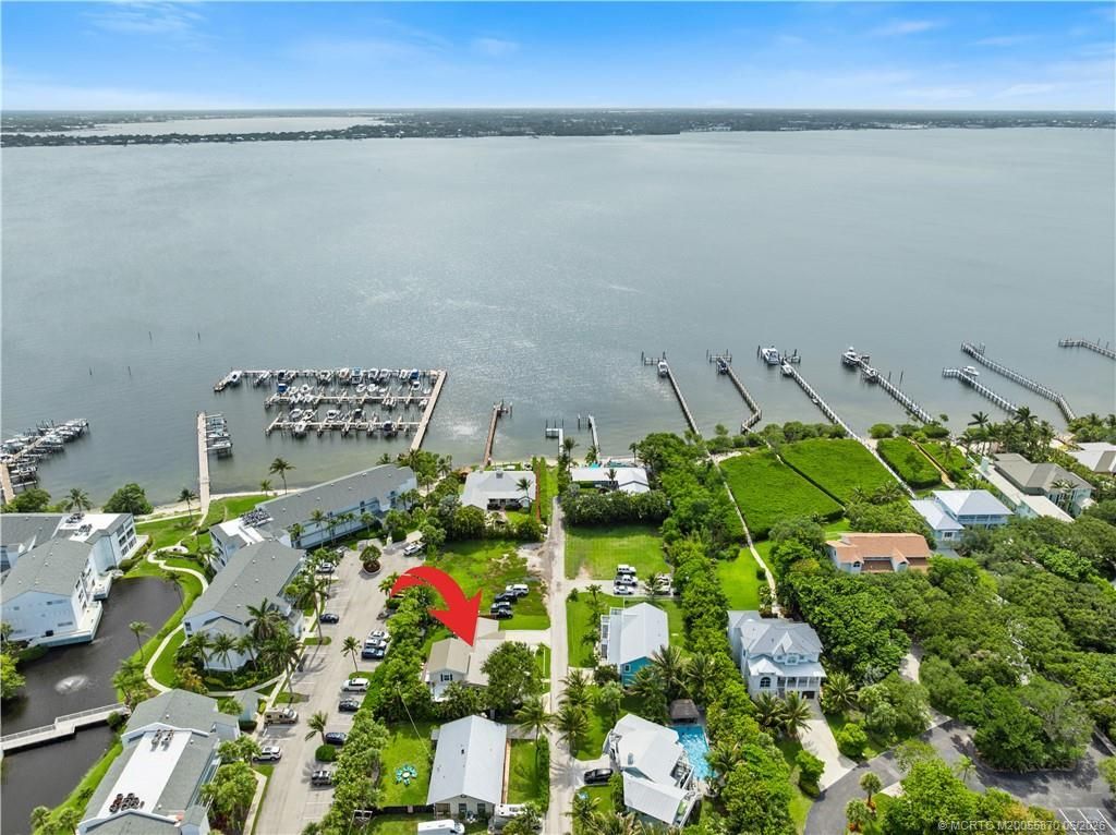 5188 NE Shore Village Terrace, Stuart, FL 34996 Photo