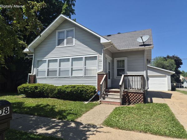 508 W Oak St, Sparta, WI 54656