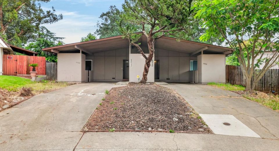 4920-4922 Douvan Ct, Carmichael, CA 95608 Photo