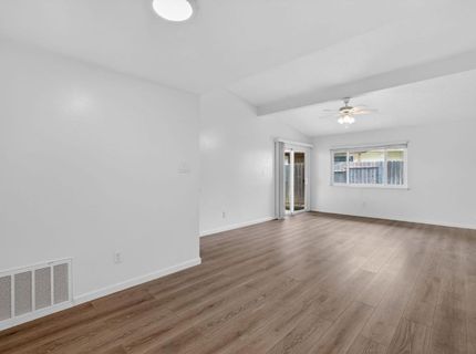 4920-4922 Douvan Ct, Carmichael, CA 95608 Photo