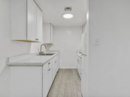 4920-4922 Douvan Ct, Carmichael, CA 95608 Photo