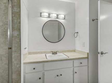 4920-4922 Douvan Ct, Carmichael, CA 95608 Photo