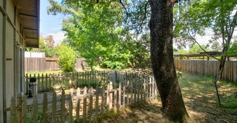 4920-4922 Douvan Ct, Carmichael, CA 95608 Photo