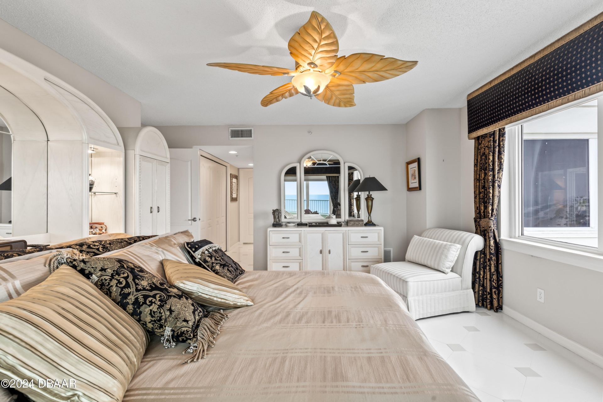 2937 S Atlantic Avenue, Unit 2103, Daytona Beach Shores, FL 32118 Photo