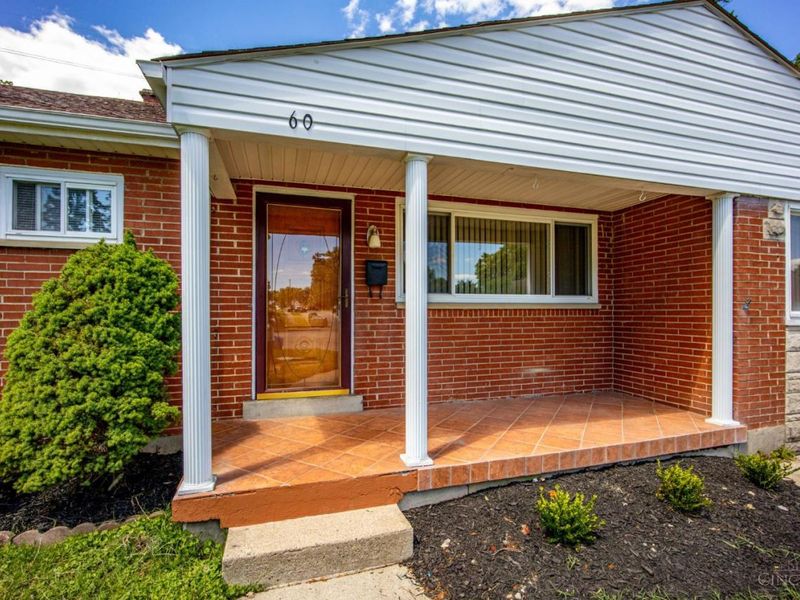 60 Beverly Court, Hamilton, OH 45013 Photo 2