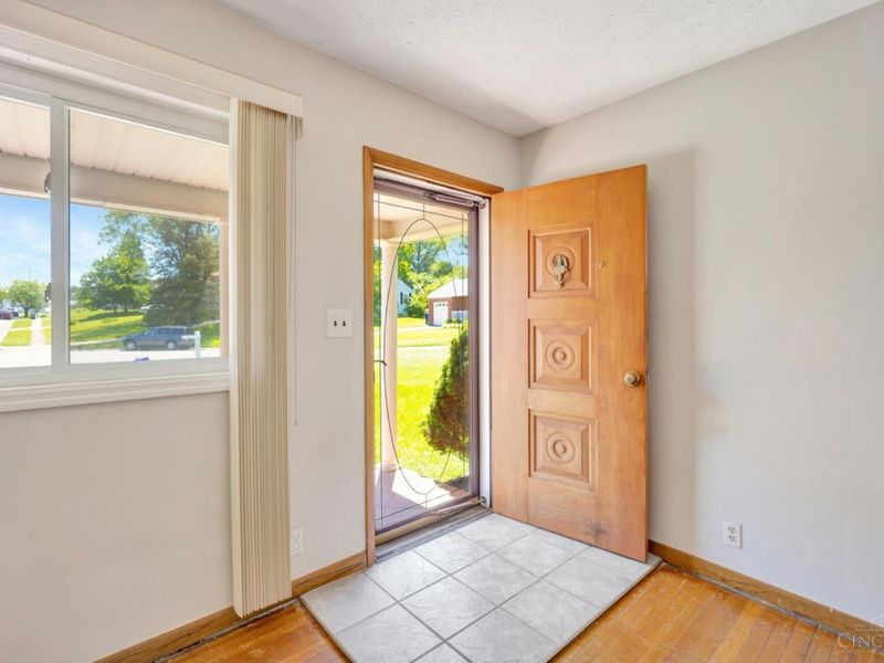 60 Beverly Court, Hamilton, OH 45013 Photo 6