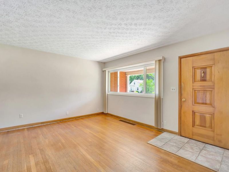 60 Beverly Court, Hamilton, OH 45013 Photo 8
