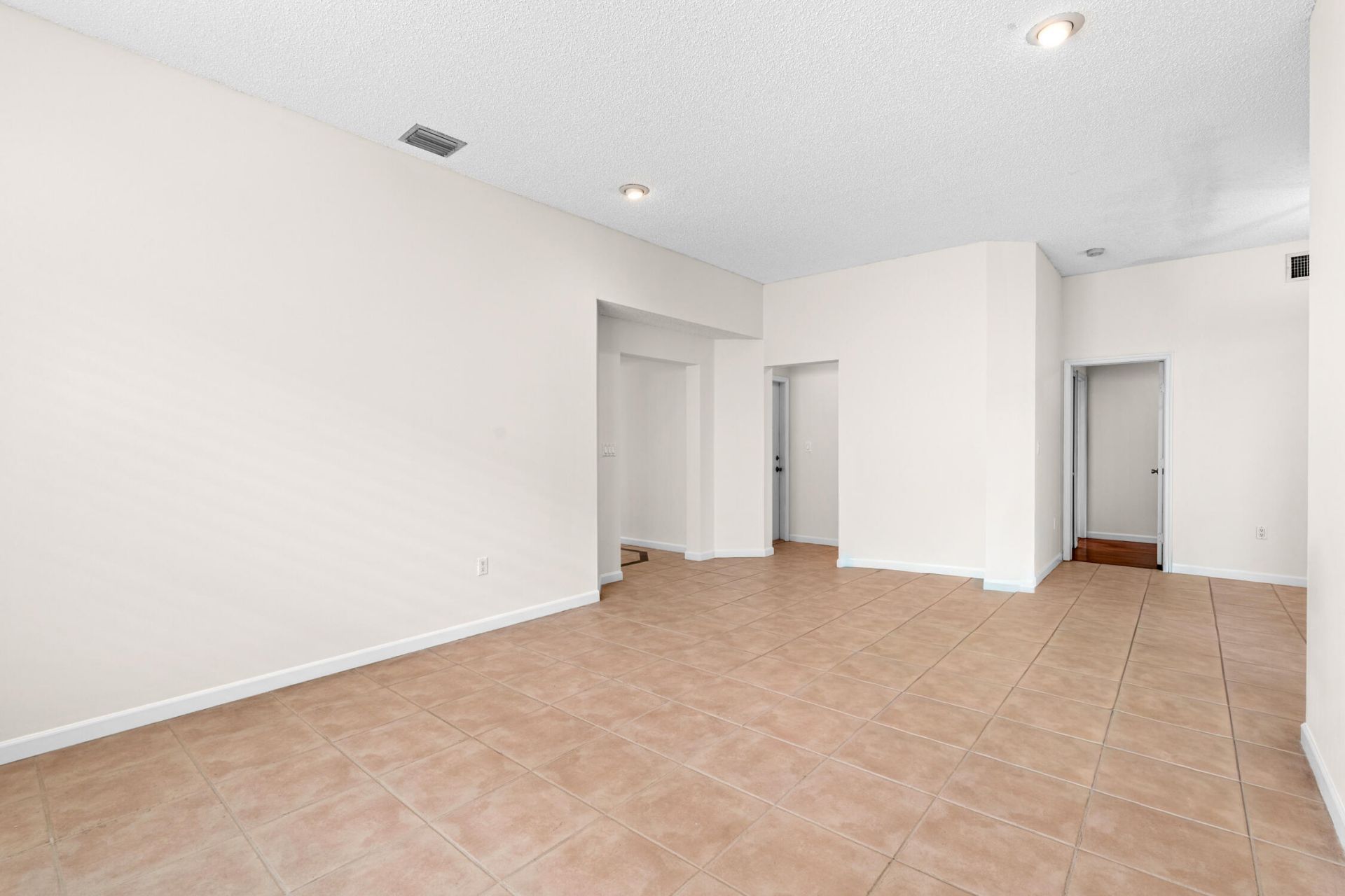 376 E Royal Cove Circle, Davie, FL 33325 Photo