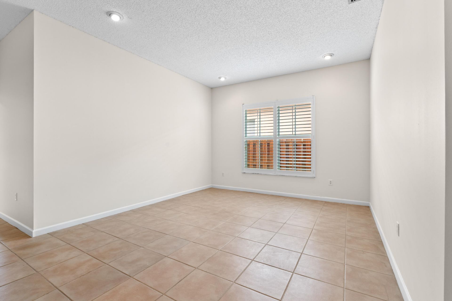 376 E Royal Cove Circle, Davie, FL 33325 Photo