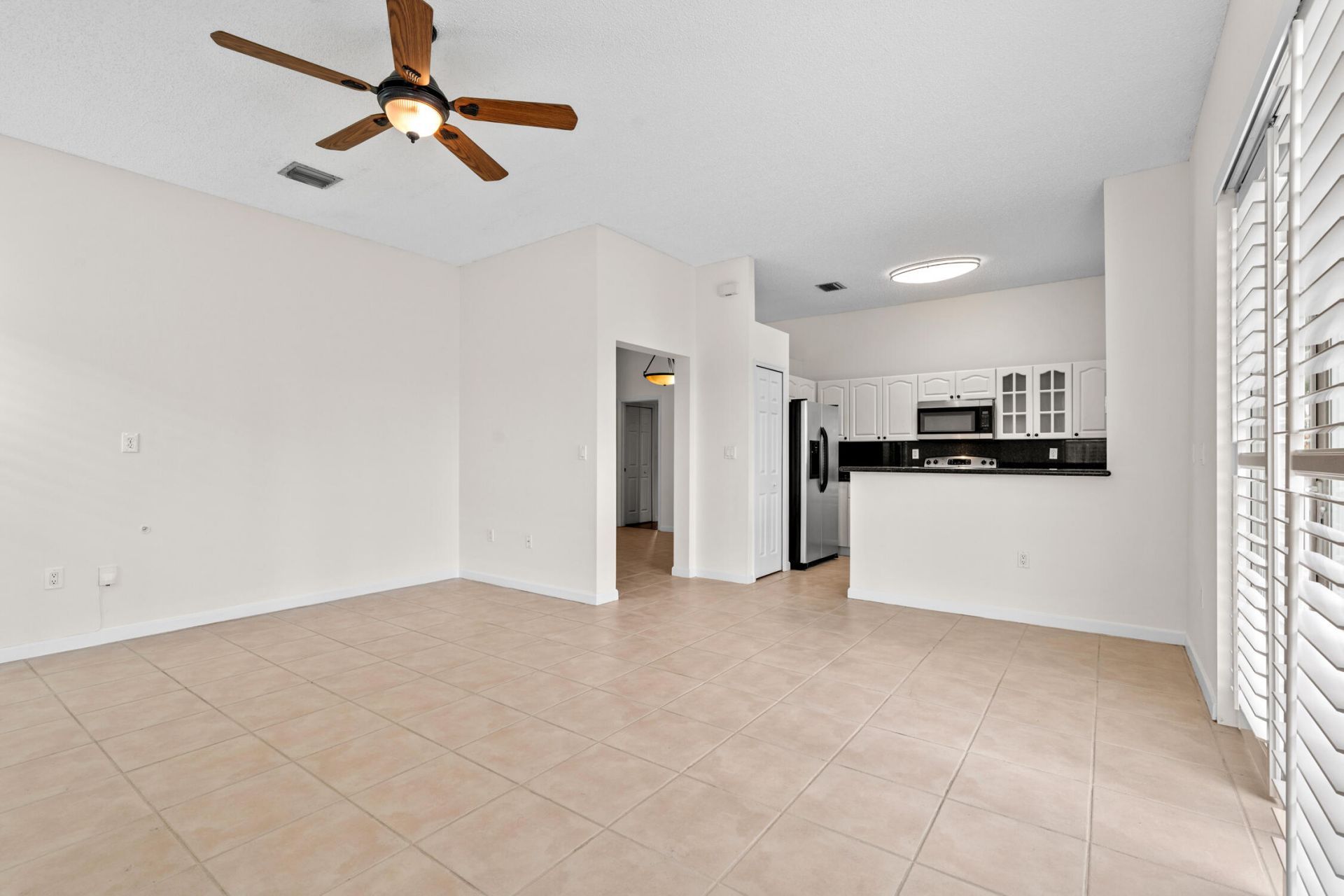 376 E Royal Cove Circle, Davie, FL 33325 Photo