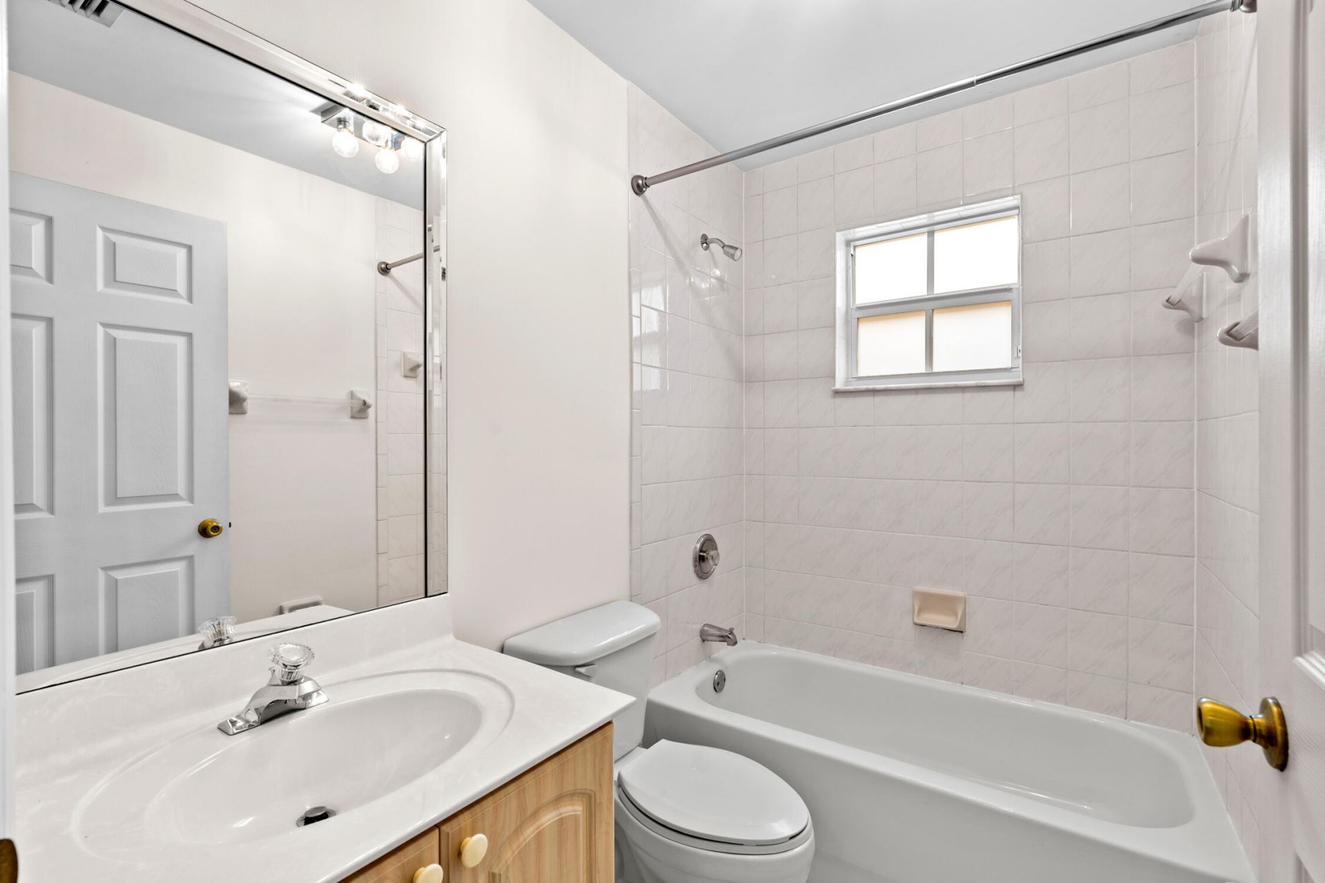 376 E Royal Cove Circle, Davie, FL 33325 Photo