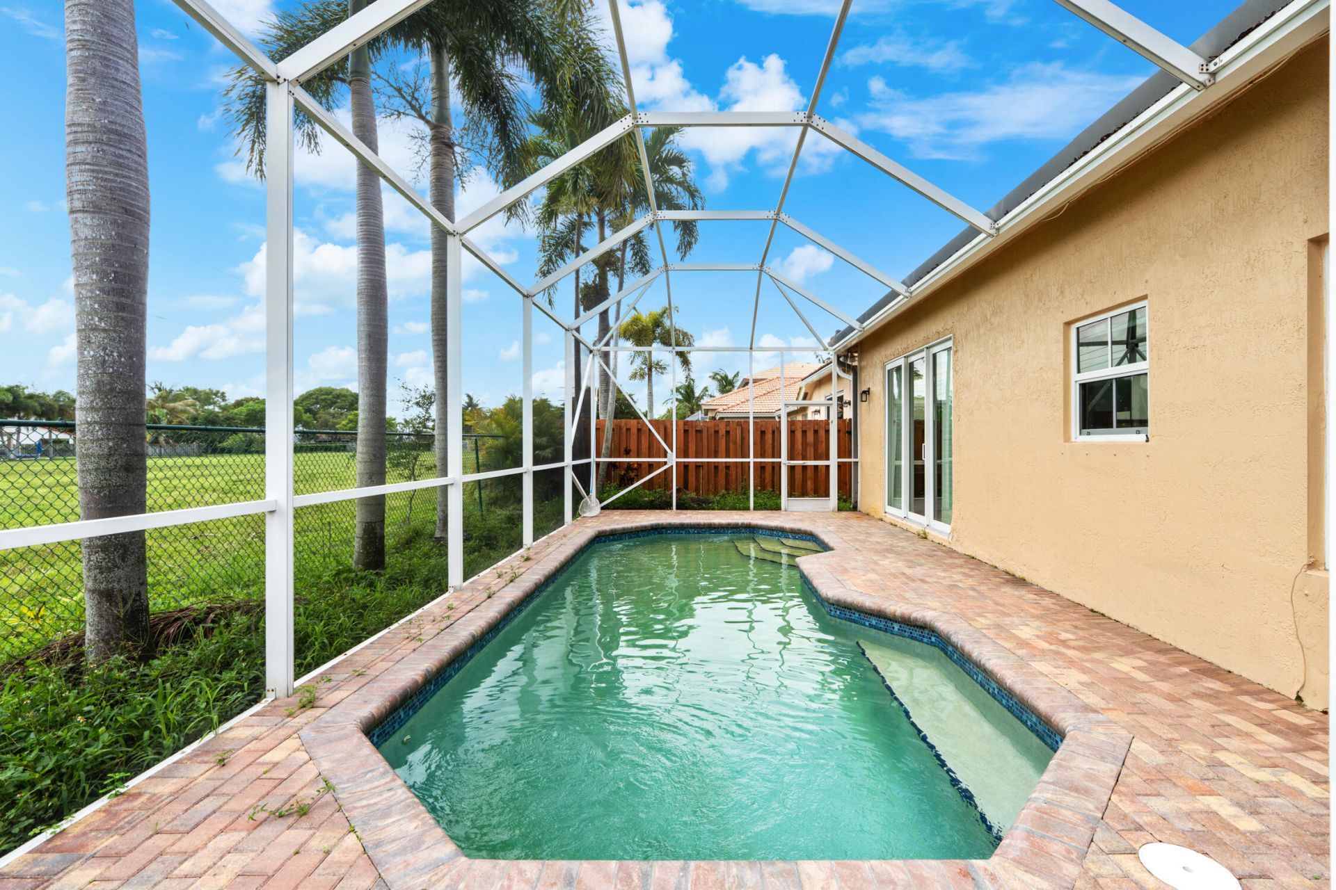 376 E Royal Cove Circle, Davie, FL 33325 Photo