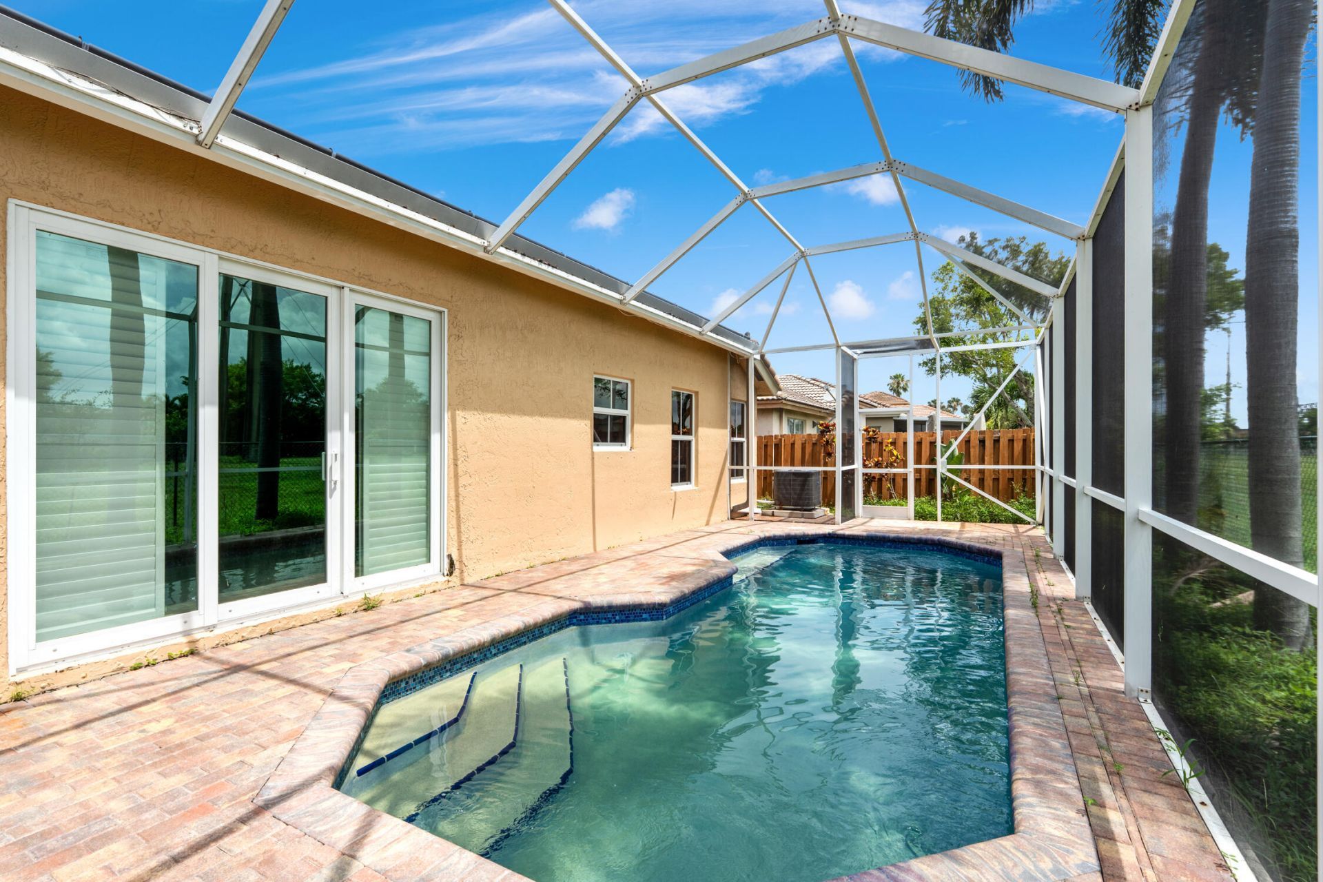 376 E Royal Cove Circle, Davie, FL 33325 Photo