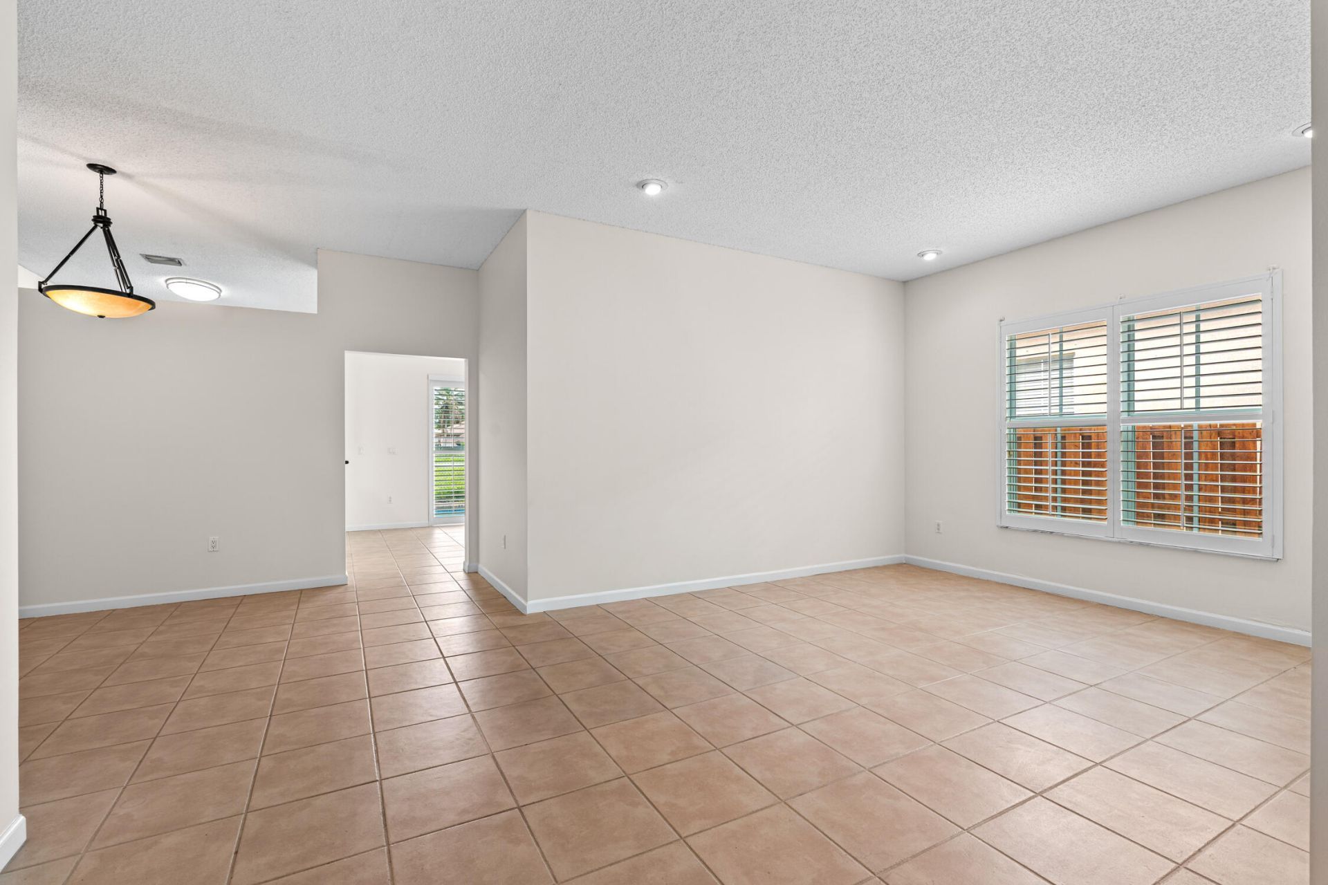 376 E Royal Cove Circle, Davie, FL 33325 Photo