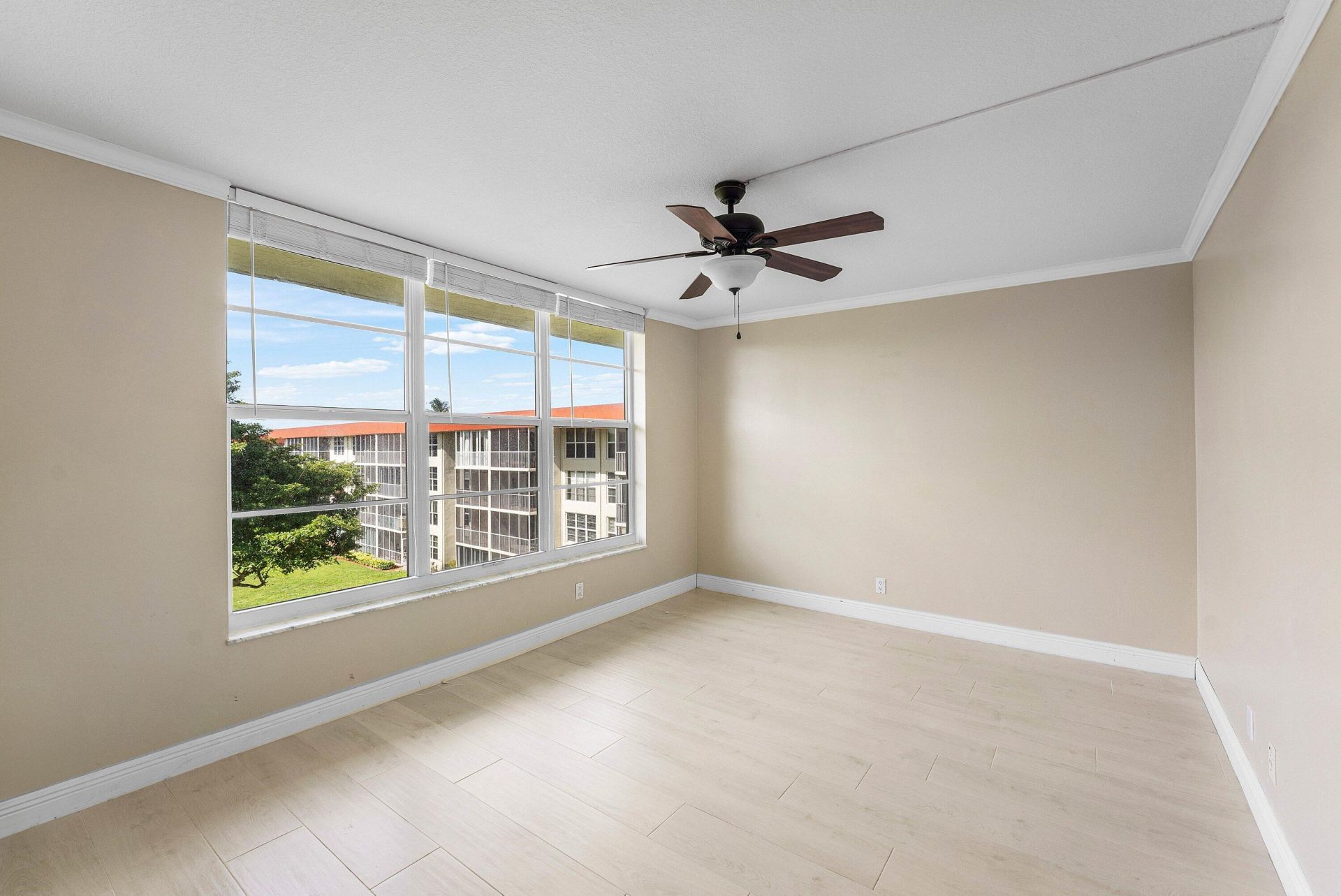3150 NE 48th Court, Unit 411, Lighthouse Point, FL 33064 Photo