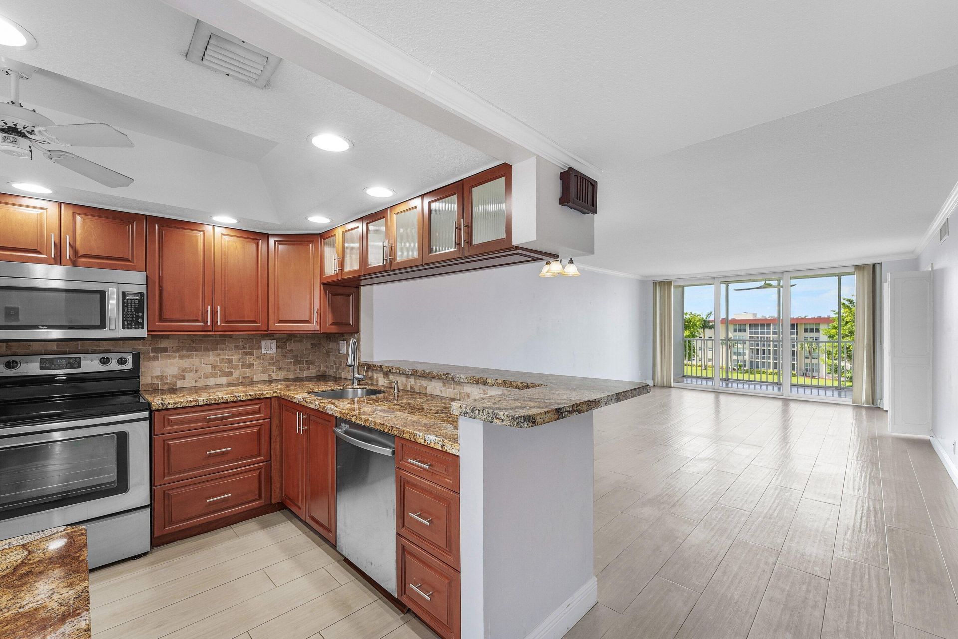 3150 NE 48th Court, Unit 411, Lighthouse Point, FL 33064 Photo