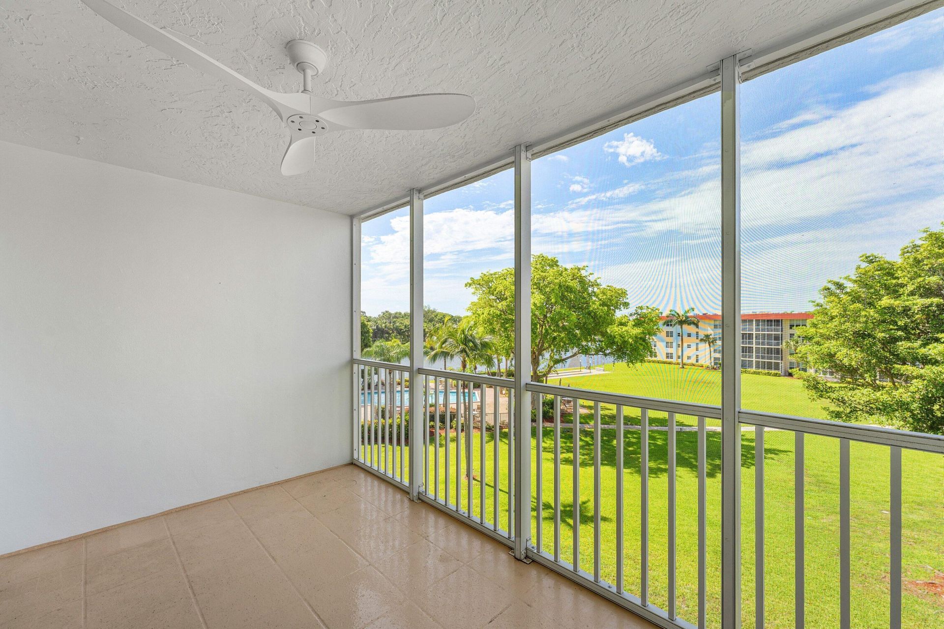 3150 NE 48th Court, Unit 411, Lighthouse Point, FL 33064 Photo