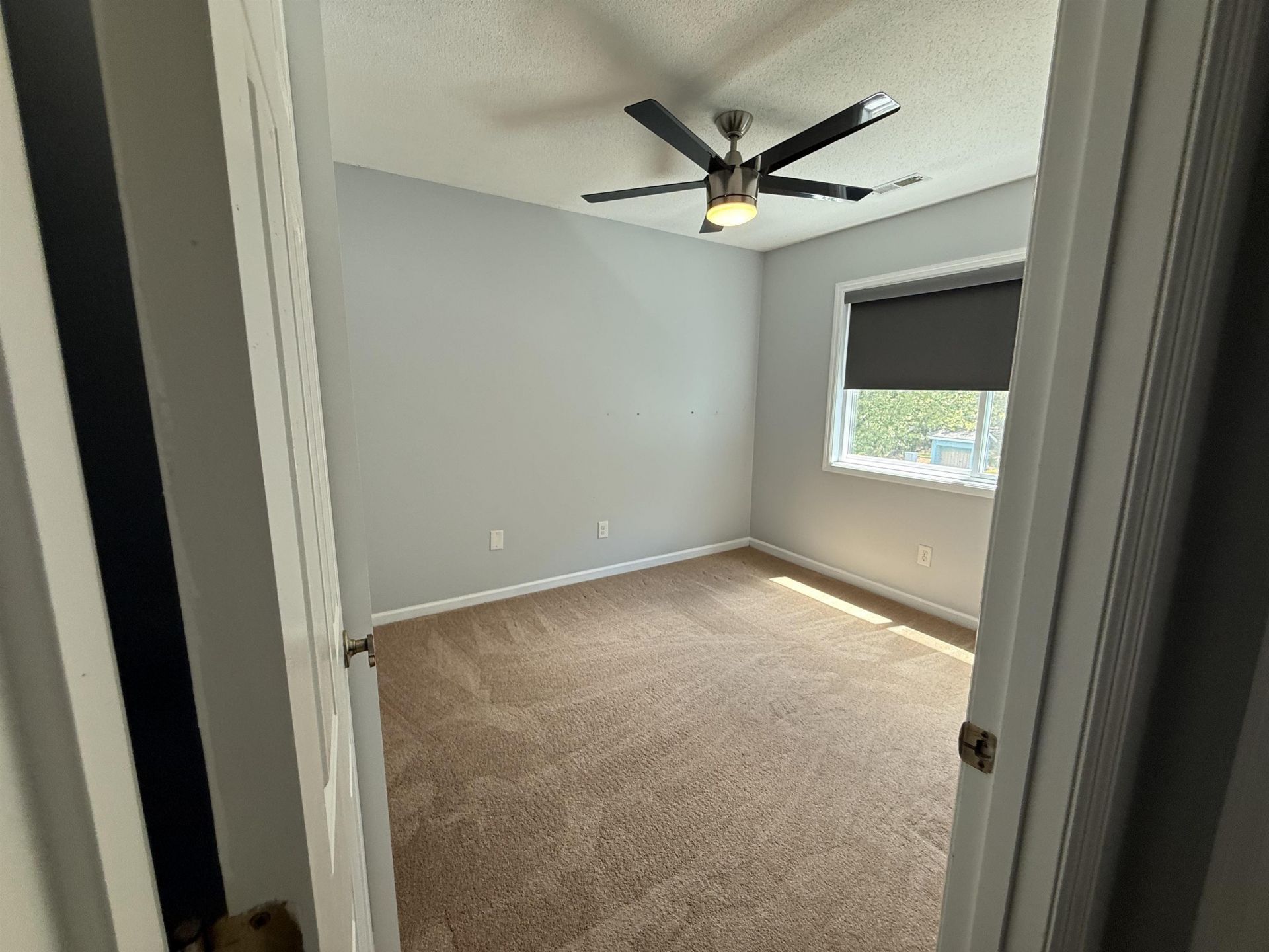 32 Shadow Moss Pl. Photo 21