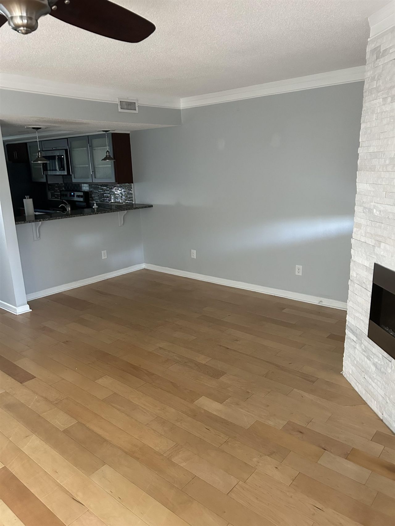 32 Shadow Moss Pl. Photo 29