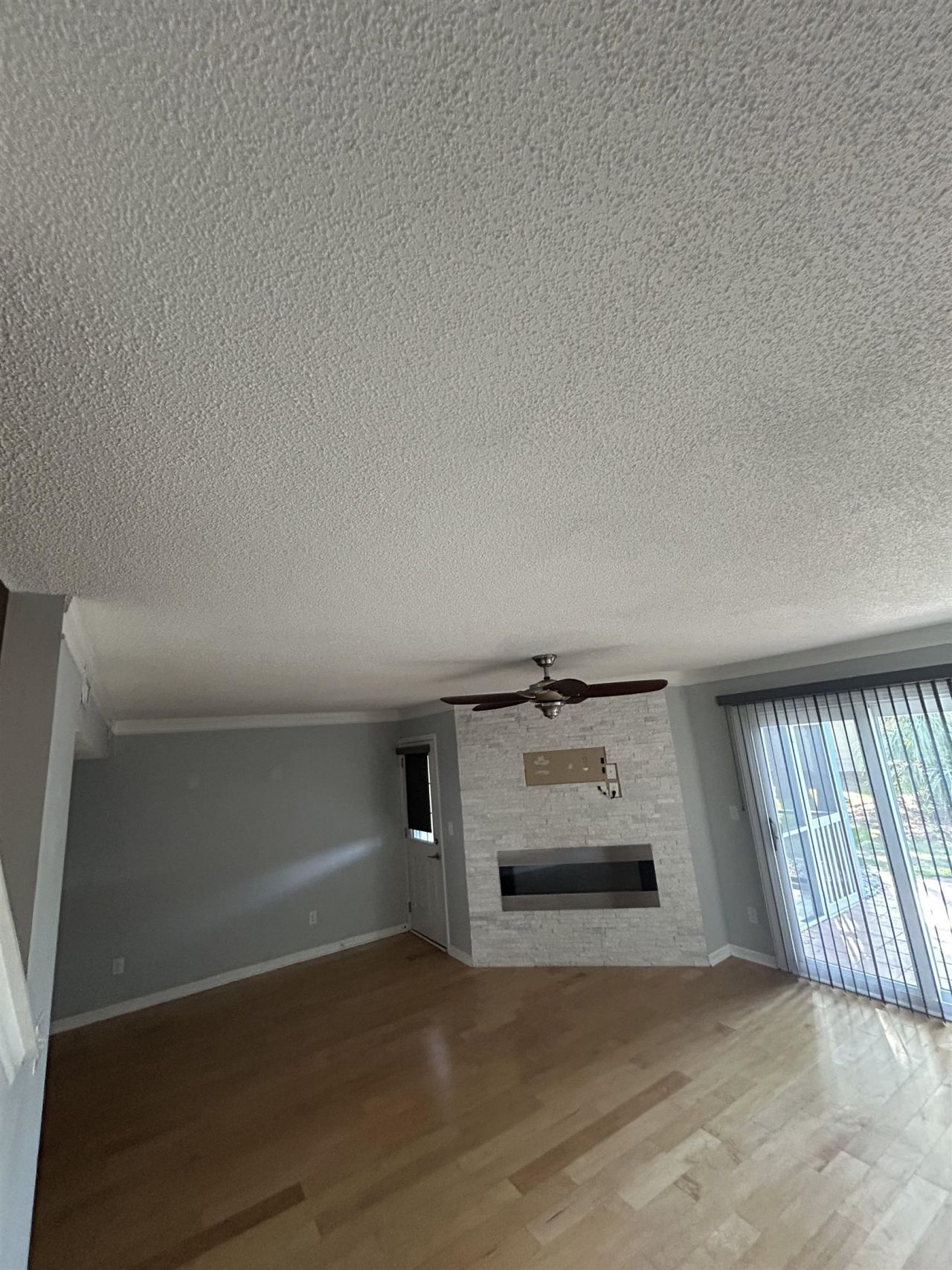 32 Shadow Moss Pl. Photo 30