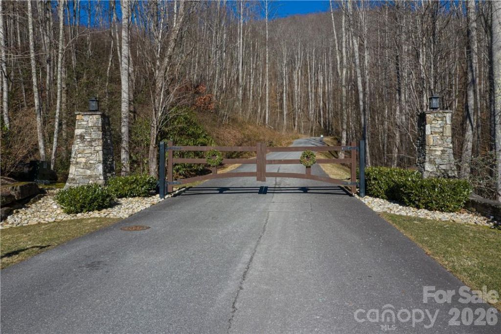 Lot 17 Mountain Watch Drive, Maggie Valley, NC 28751 Main Photo