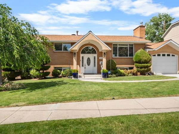 2563 E SUNDOWN AVE , Cottonwood Heights, UT 84121
