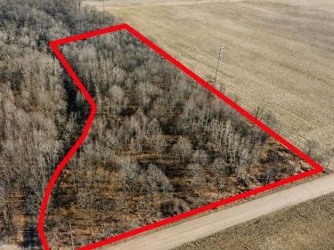 2681 Fisk Road , Genoa Twp, MI 48843
