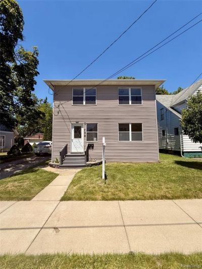 738 W Atherton Road , Flint, MI 48507 Main Photo