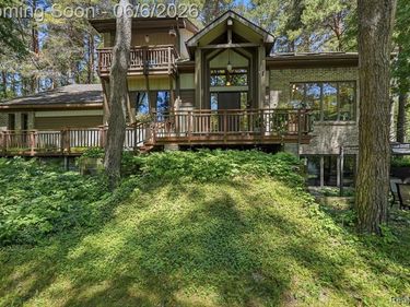 356 Avanti Lane, Highland Twp, MI 48357