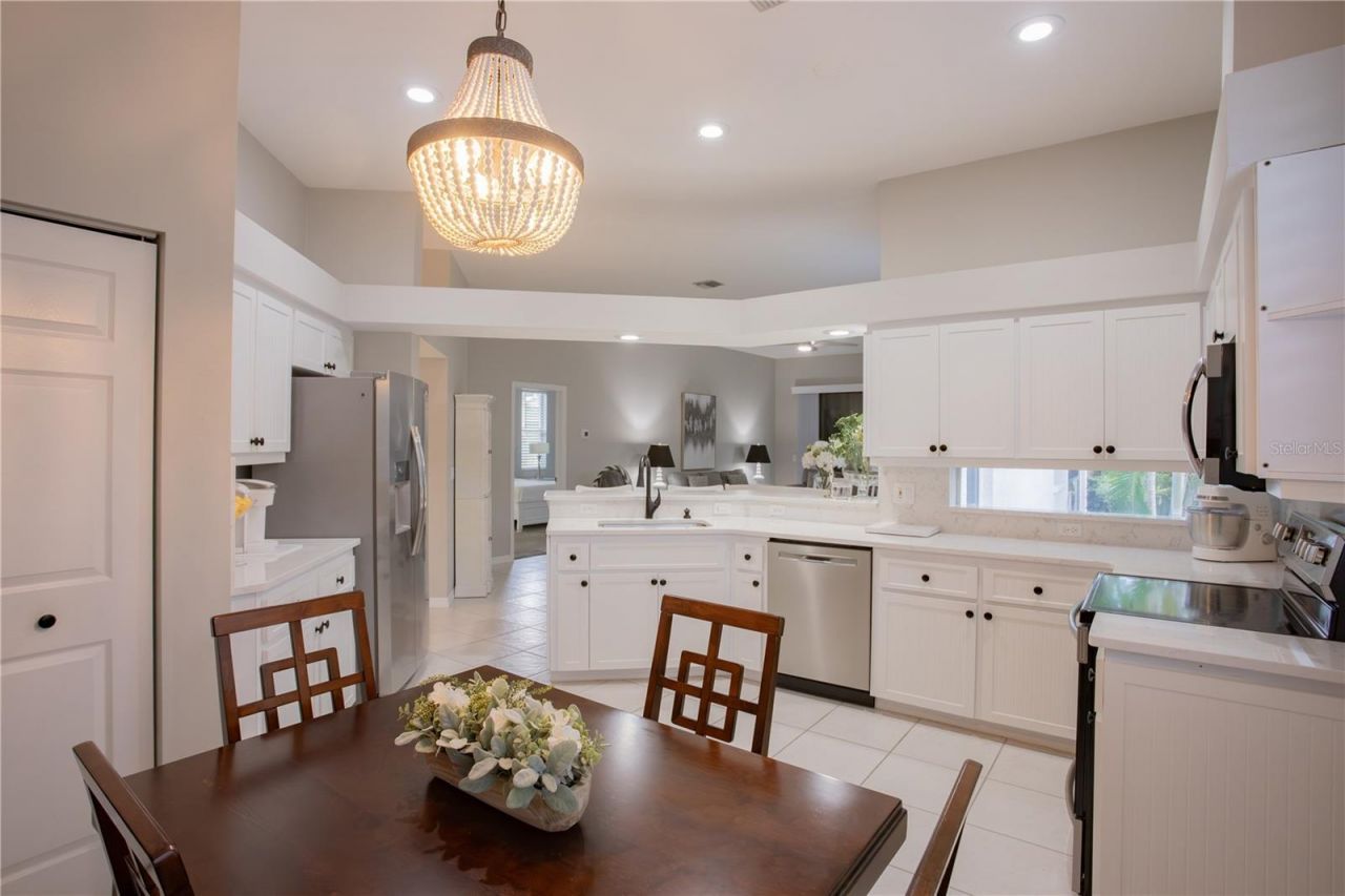 624 Silk Oak Drive , Venice, FL 34293 Photo