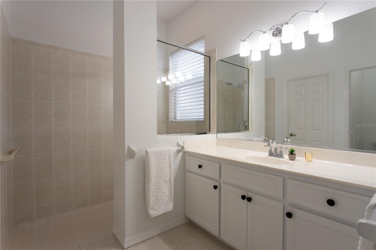 624 Silk Oak Drive , Venice, FL 34293 Photo