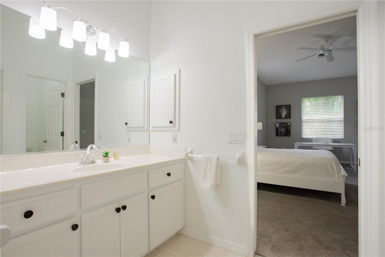 624 Silk Oak Drive , Venice, FL 34293 Photo