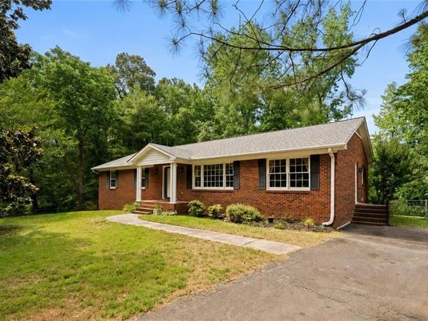 4095 Havenwood Drive , Winston-Salem, NC 27106