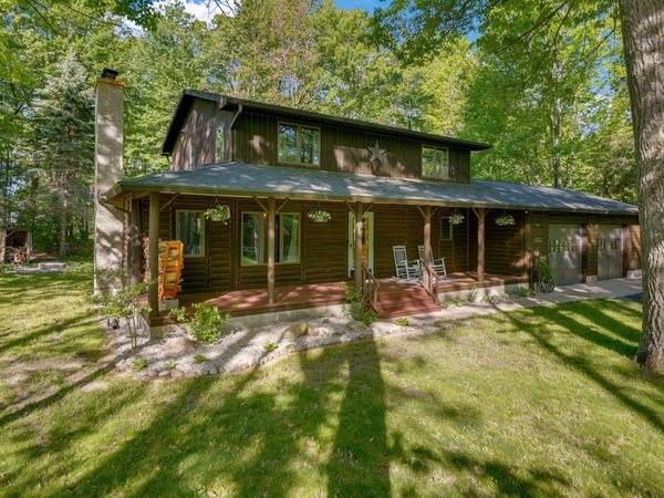 11313 Fairway Drive, Roscommon, MI 48653