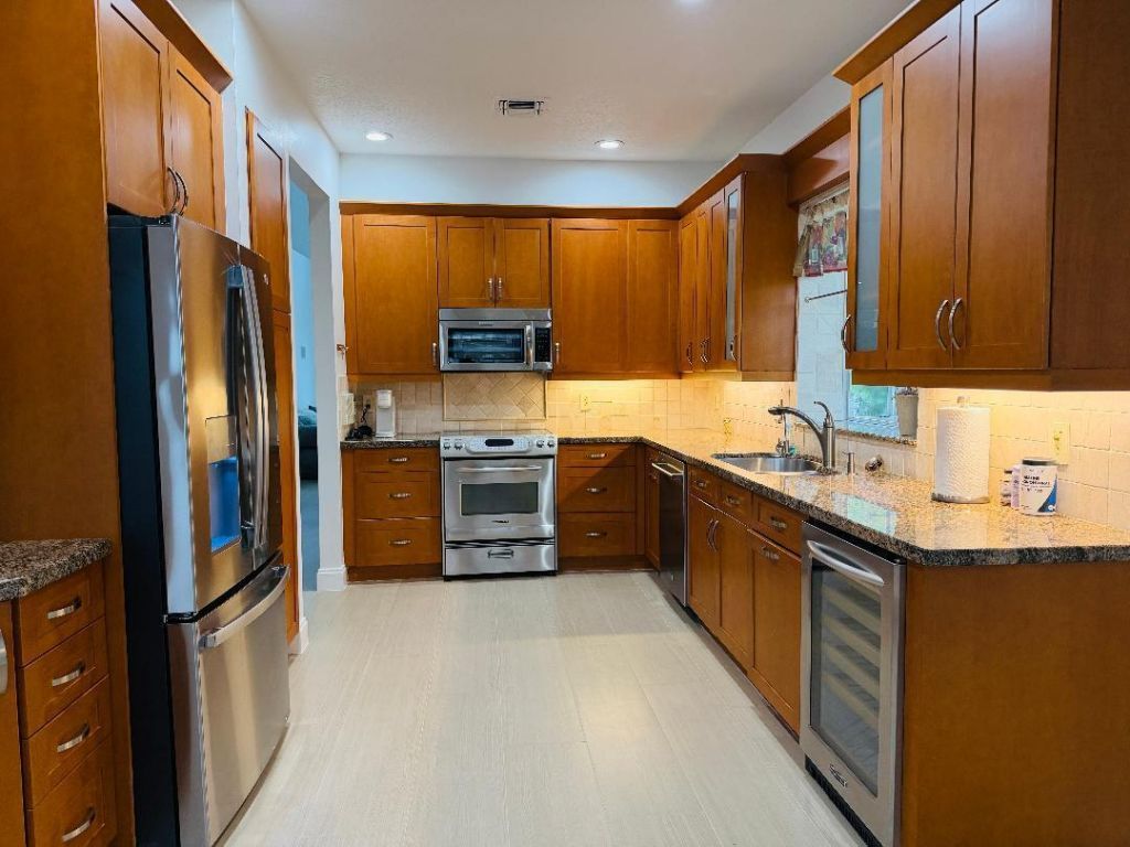 5855 NW 42nd Way, Boca Raton, FL 33496 Photo