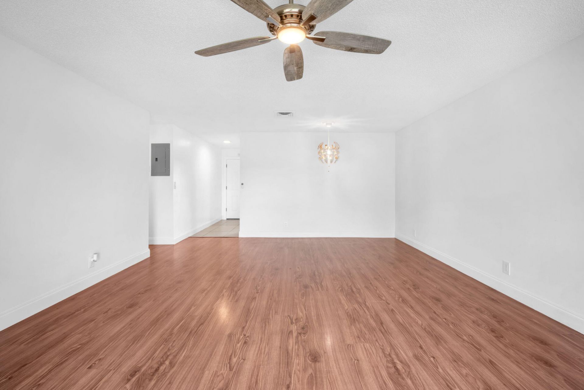 8900 W Sample Road, Unit 204, Coral Springs, FL 33065 Photo
