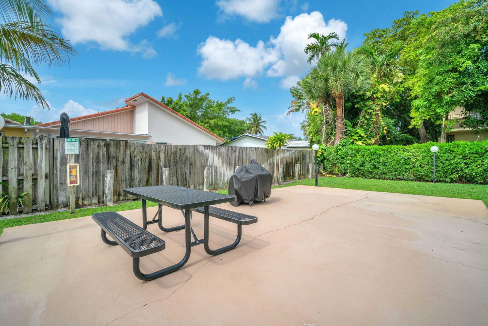 8900 W Sample Road, Unit 204, Coral Springs, FL 33065 Photo