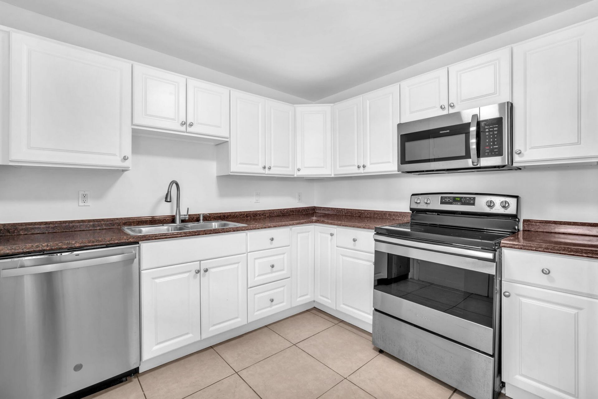 8900 W Sample Road, Unit 204, Coral Springs, FL 33065 Photo