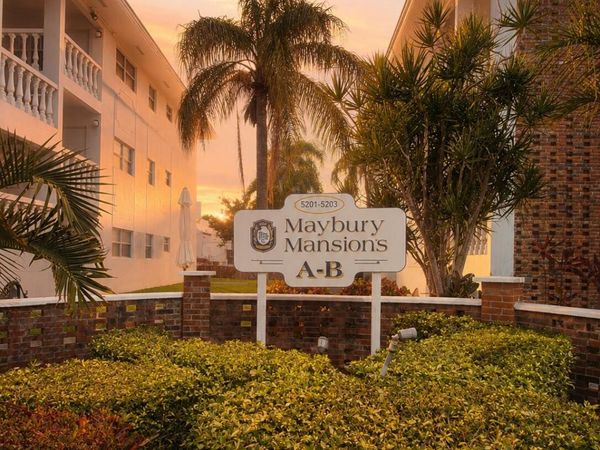 5203 NE 24th Terrace, Unit B108, Fort Lauderdale, FL 33308