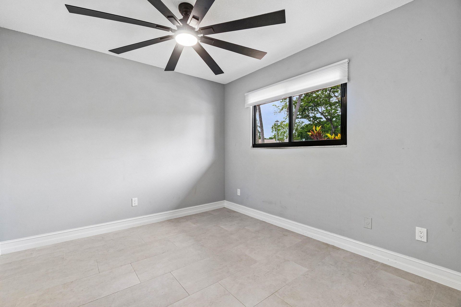 120 Mayfair Lane, Boynton Beach, FL 33426 Photo