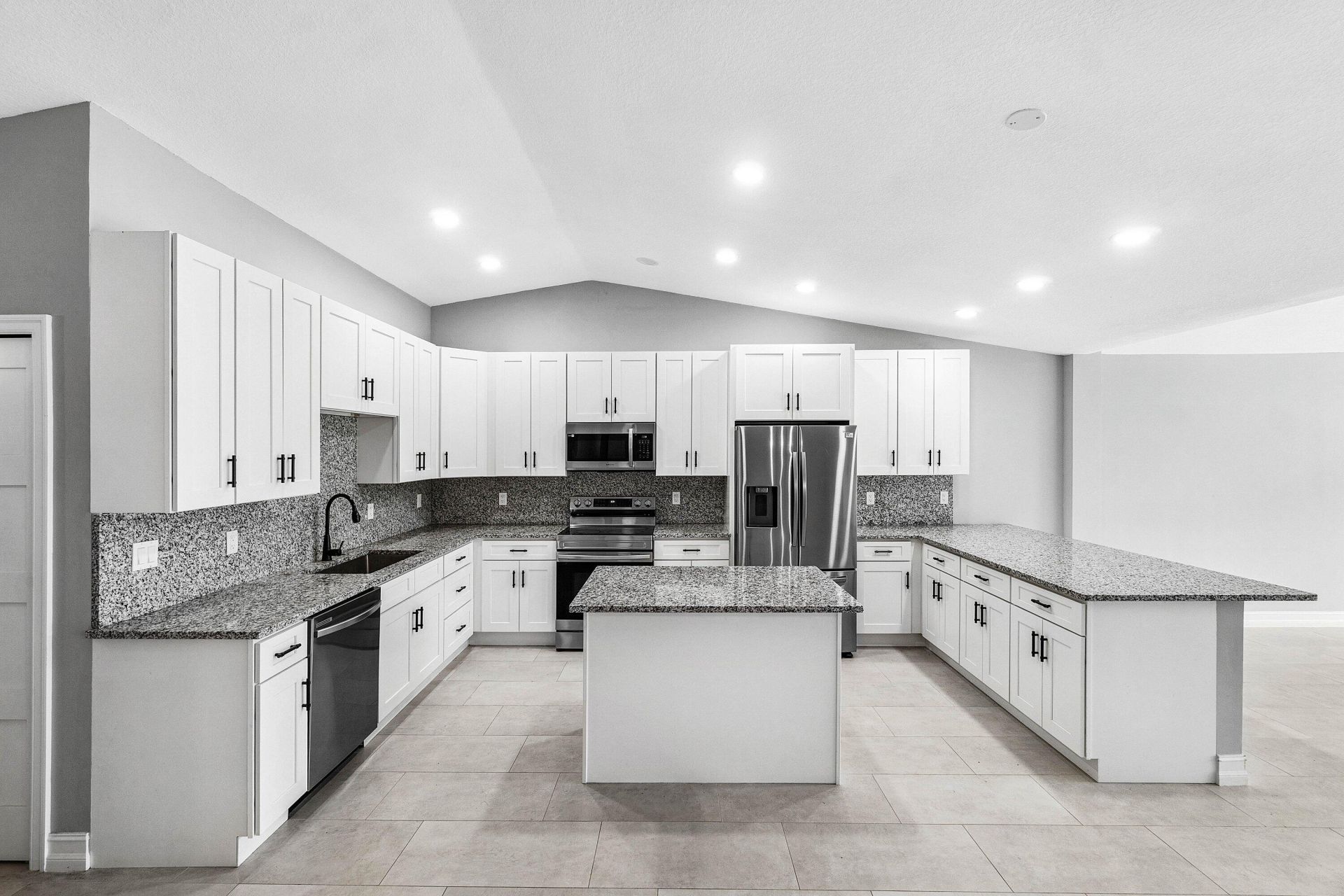 120 Mayfair Lane, Boynton Beach, FL 33426 Photo