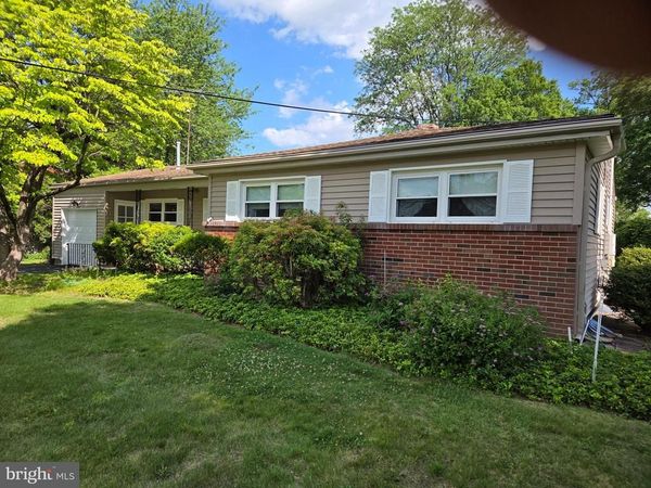 107 UPPER FERRY ROAD, EWING, NJ 08628
