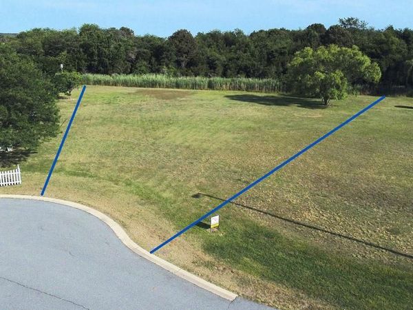 24 HAMMOCK POINTE, CRISFIELD, MD 21817
