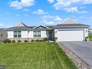 207 EAGLE ROAD, DILLSBURG, PA 17019