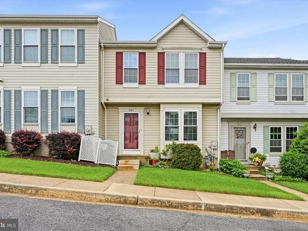 903 GLEN FALLS COURT , NEWARK, DE 19711