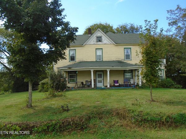 212 Dunlap Hollow Rd, Friendsville, TN 37737
