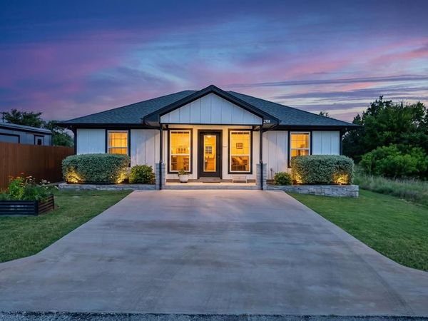 2308 Centaurus Way, Granbury, TX 76048
