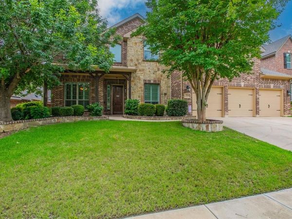 9705 Bowman Drive, Fort Worth, TX 76244