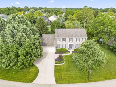 2691 Big Sur Drive, Lewis Center, OH 43035